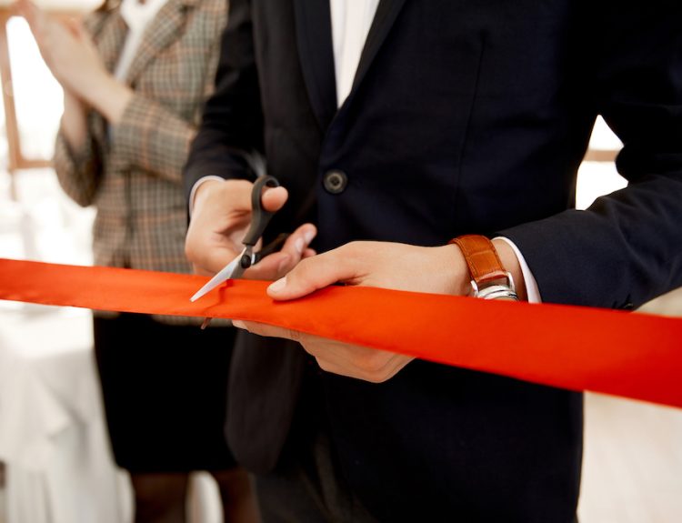 9 Effective Strategies For a Successful Ribbon Cutting Event