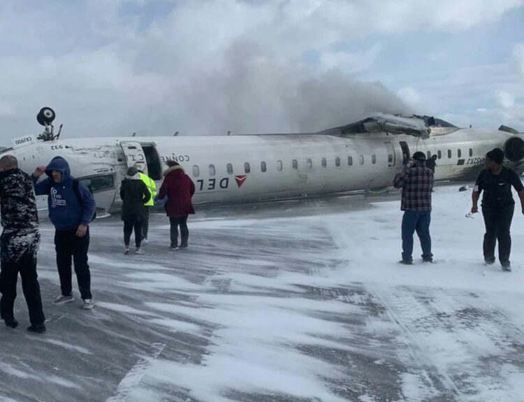 Delta plane flips on landing at Toronto airport-