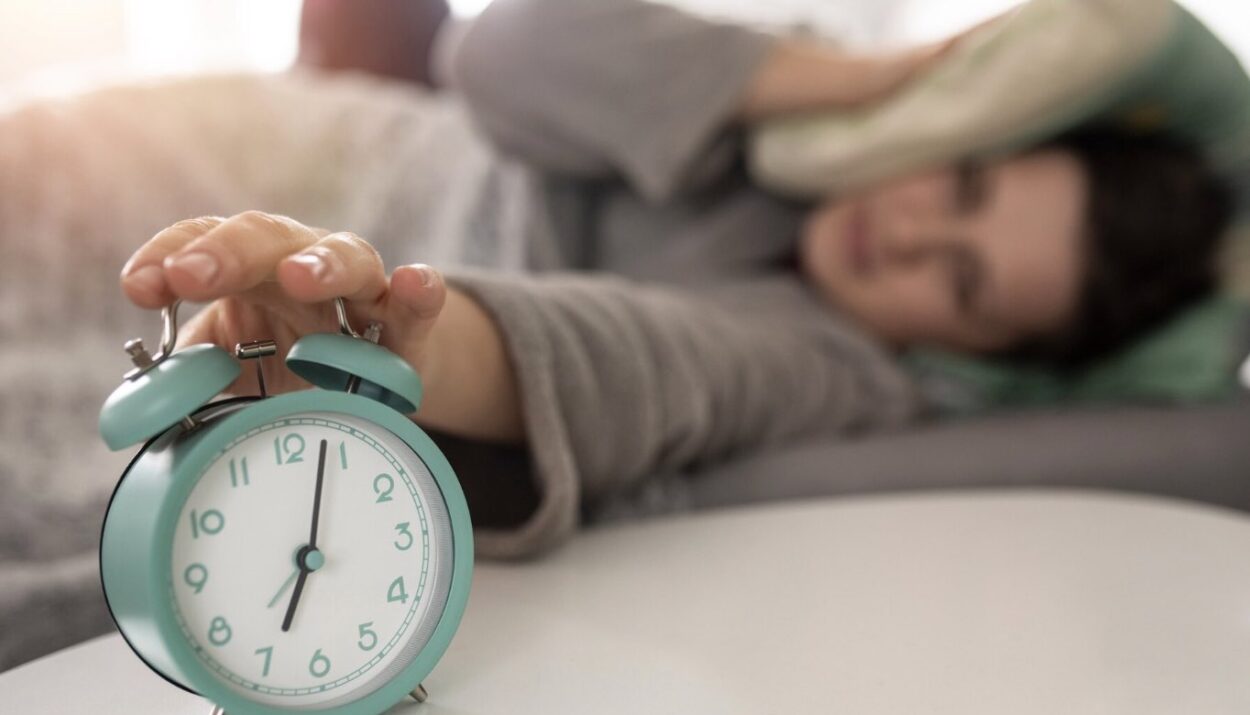 Are We in Daylight Saving Time? Expert Tips to Adjust Right Now