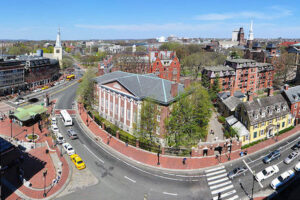 Harvard Announces Free Tuition for Families Earning $200K or Less