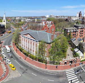 Harvard Announces Free Tuition for Families Earning $200K or Less