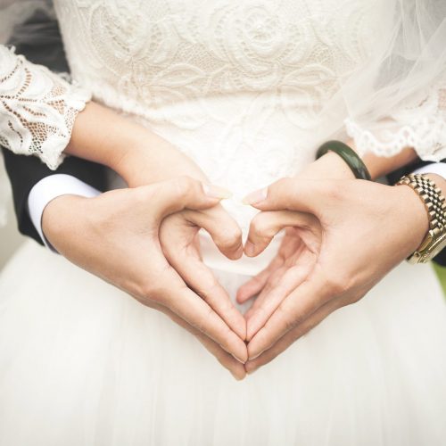 Things Every Bride Should Know Before Her Wedding Day. Things Every Bride Should Know Before Her Wedding Day
